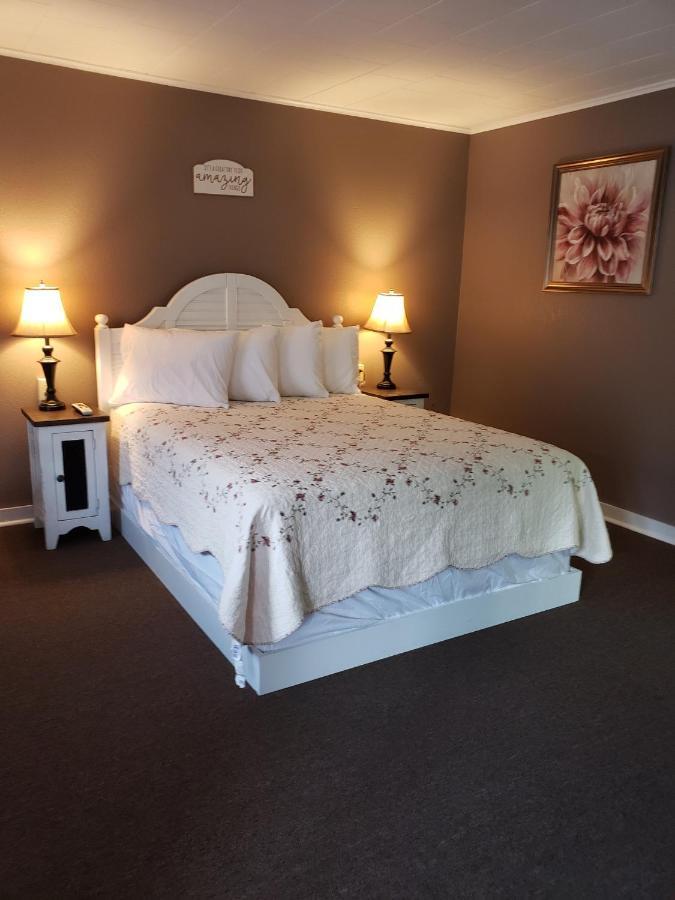 Blue Ridge Motel Schroon Lake 외부 사진